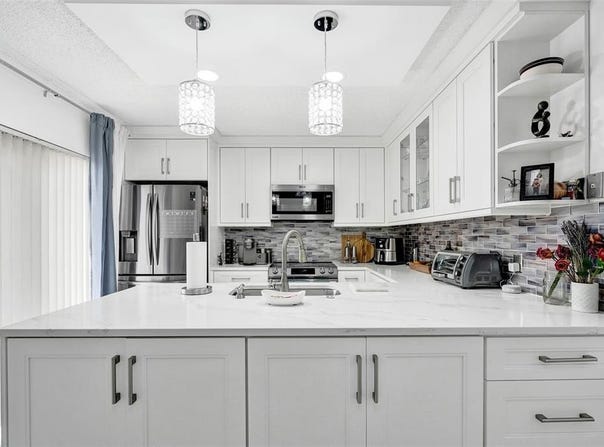 906 9th Way, West Palm Beach, FL 33407