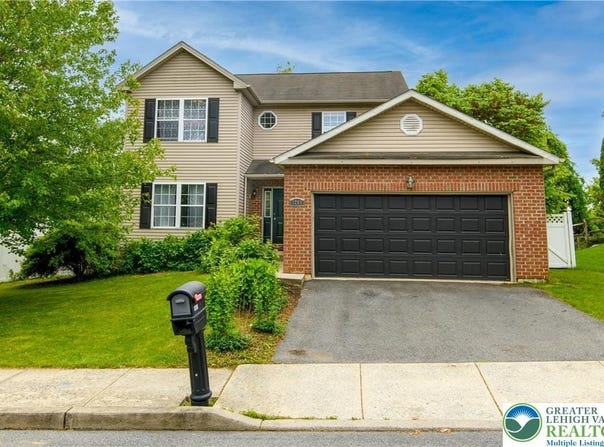 1200 Vera Drive, Easton, PA 18040