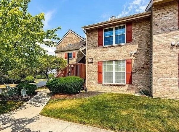 1502 Spinnaker Way, Dayton, OH 45458