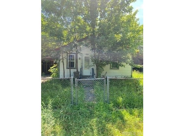 399 Sevier Street, Waldron, AR 72958