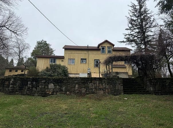 38 Hillside Lane, Blossburg, PA 16912