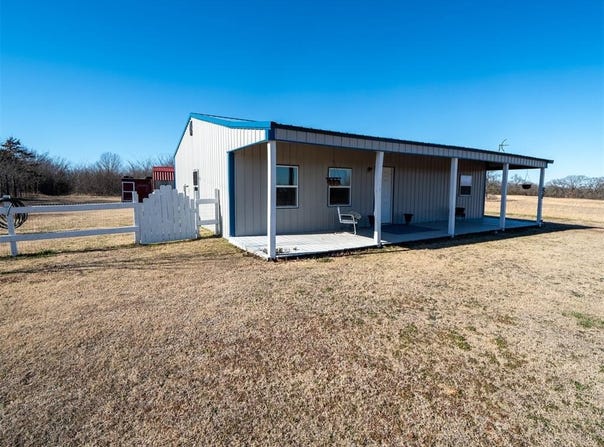 11161 3690 Road, Okemah, OK 74859