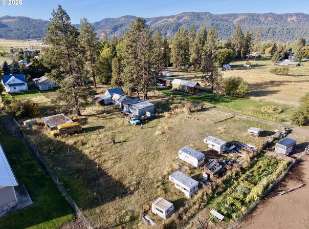 603 TAMARACK St, Wallowa, OR 97885