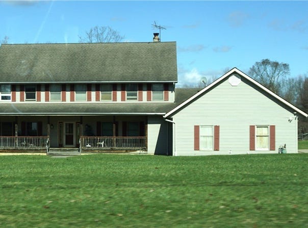 39335 Bainbridge Road, Solon, OH 44139