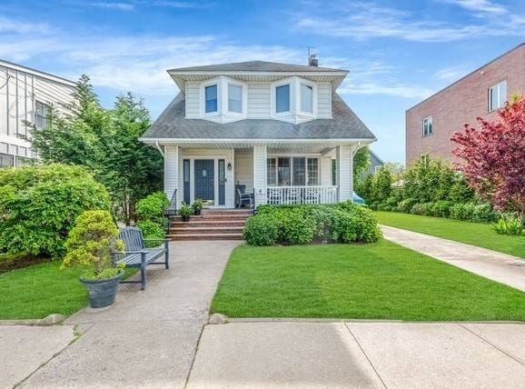 329  B 146th Street, Rockaway Park, NY 11694