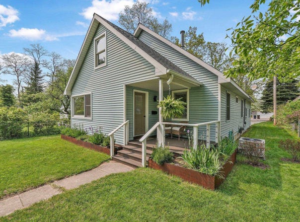 131 E Sixteenth Street, Traverse City, MI 49684
