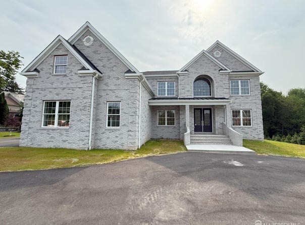 2 Joye Lane, South Brunswick, NJ 08852