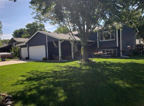 7225 116th Place N, Champlin, MN 55316