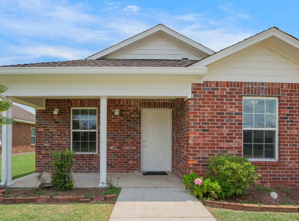 116 Ribbon Cane Drive, Thibodaux, LA 70301