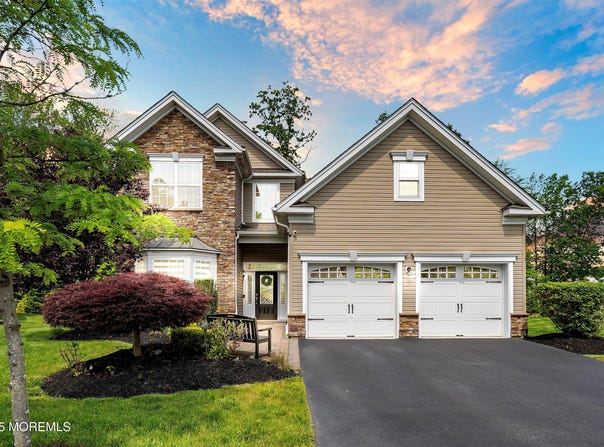 39 Northcrest Drive, Tinton Falls, NJ 07724