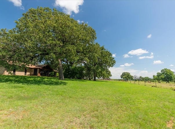 11458 State Highway 171, Covington, TX 76636