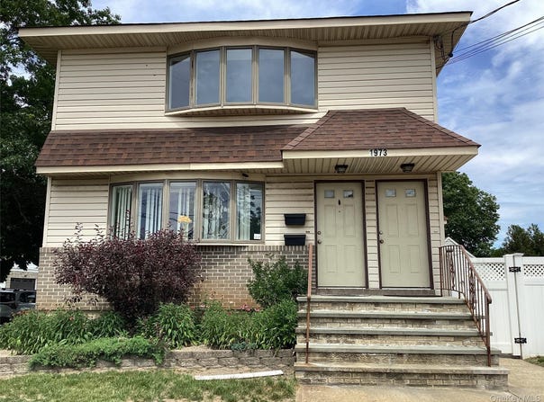 1973 Bellmore Ave, Bellmore, NY 11710