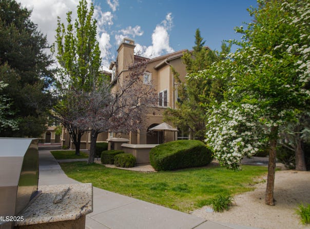 9050 Double R Boulevard unit: Apt 1912, Reno, NV 89521