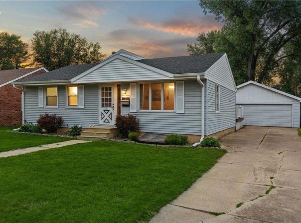 2101 6th Avenue NE, Austin, MN 55912
