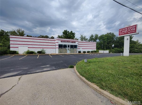 11501 New Halls Ferry Road, Florissant, MO 63033