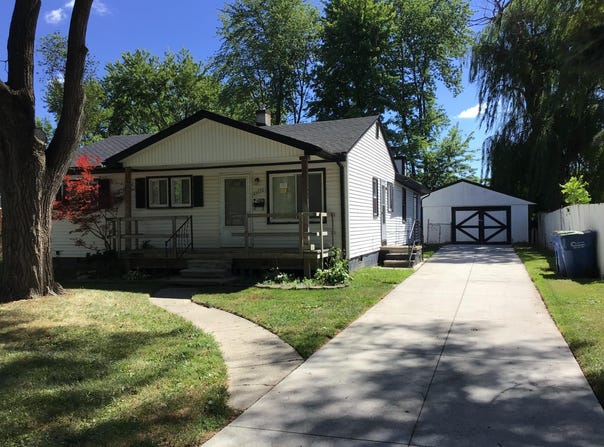 23822 Wellington Avenue, Warren, MI 48089