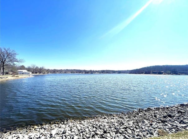 9 Hwy HH, Catawissa, MO 63015