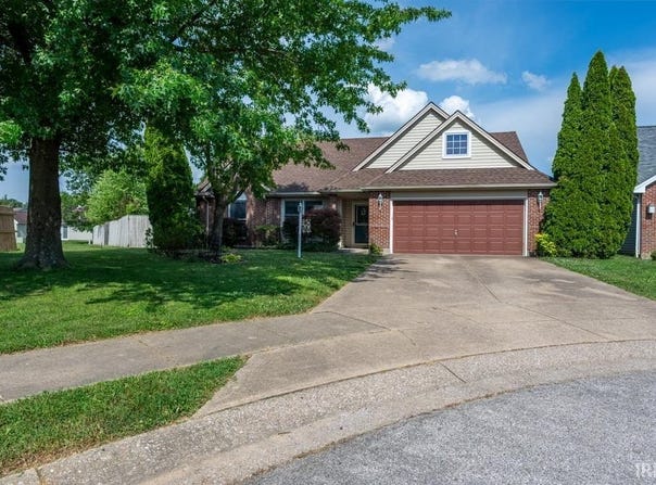 3816 Needle Point, Evansville, IN 47715