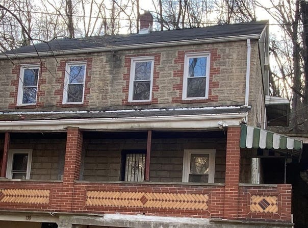 139 Leneake St, Wilkins Twp, PA 15145