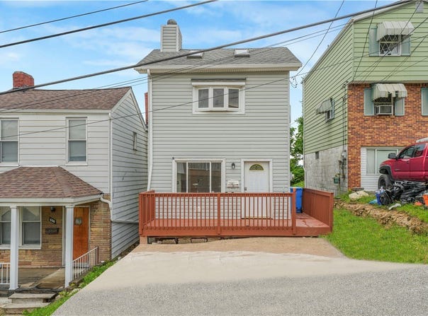 534 Magazine St, Carnegie, PA 15106