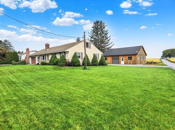 3153 Old Philadelphia Pike, Bird in Hand, PA 17505