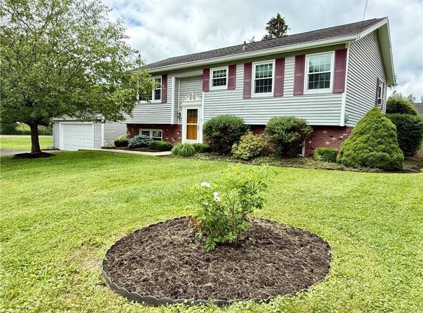 5 Riverside Ave, Oneonta, NY 13820