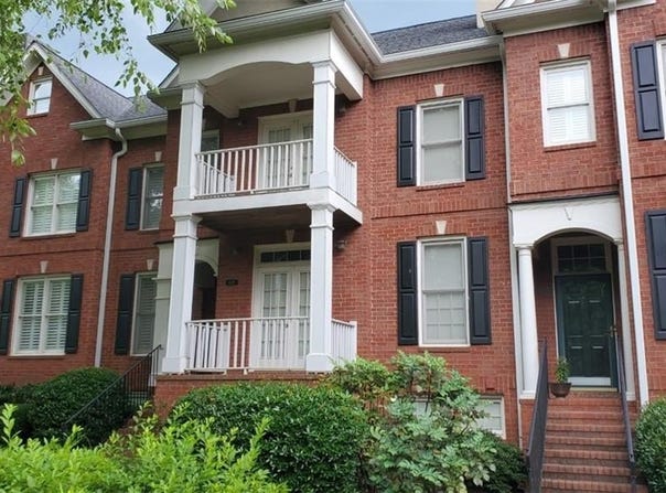 4372 Paces Point Circle SE, Smyrna, GA 30080