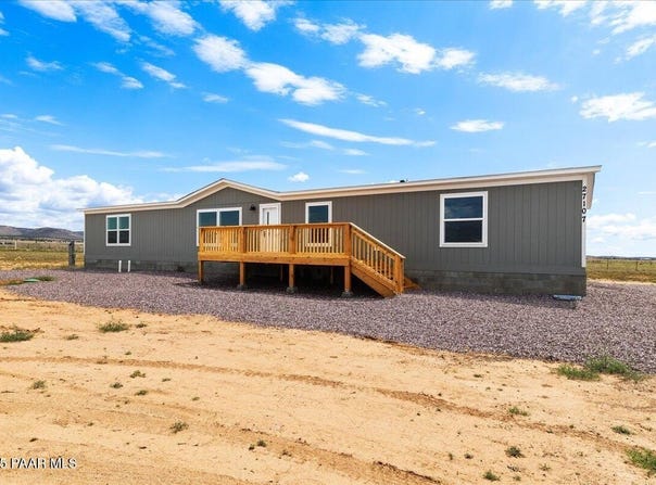 27107 N Bolt Drive, Paulden, AZ 86334