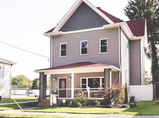 47 Canal Street W, Navarre, OH 44662