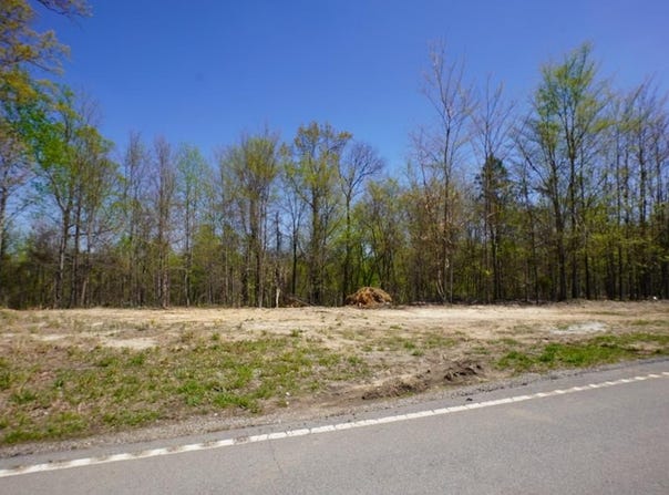 3 Highway 232, STEWART, TN 37175