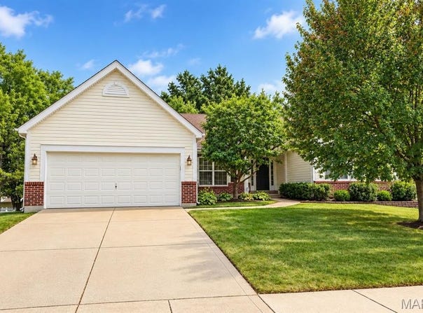 155 Snake River Drive, Dardenne Prairie, MO 63368