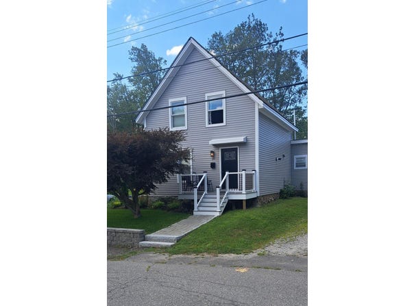 24 Jefferson Street, Rockland, ME 04841