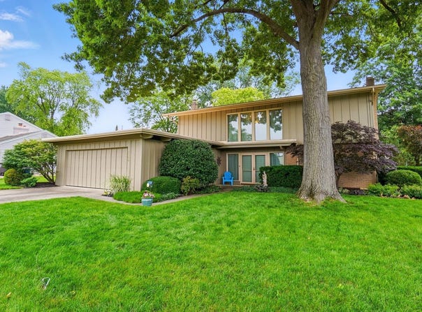 3508 Delray Drive, Fort Wayne, IN 46815-6011