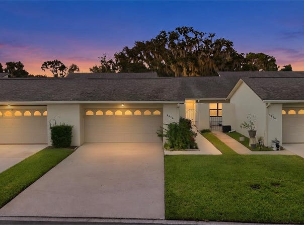 2226 CYPRESS COVE Drive, TAVARES, FL 32778