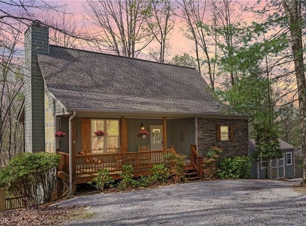 149 Pinecrest Court, Ellijay, GA 30540