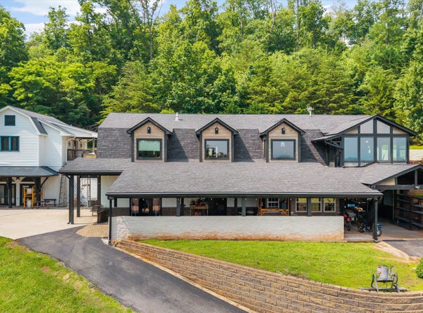 7075 Sinking Creek Rd, Greenback, TN 37742