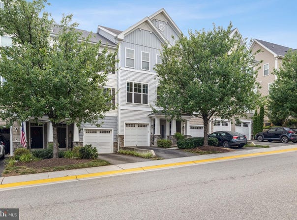 12796 LOTTE DRIVE, LAKE RIDGE, VA 22192