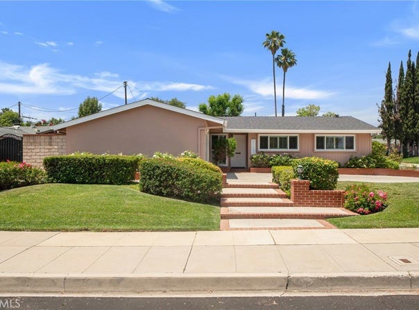 9545 Rubio Avenue, Northridge, CA 91343
