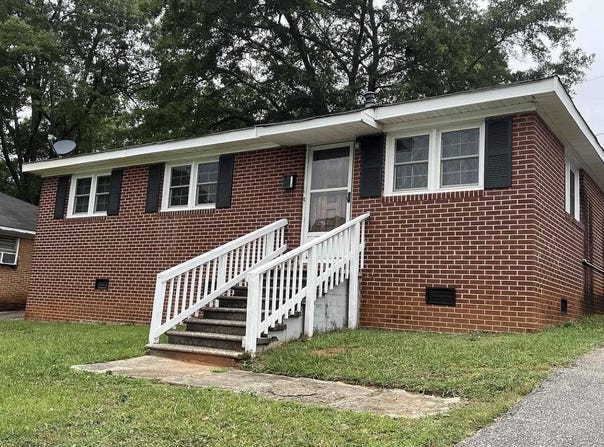 121 Norris Court, Spartanburg, SC 29306