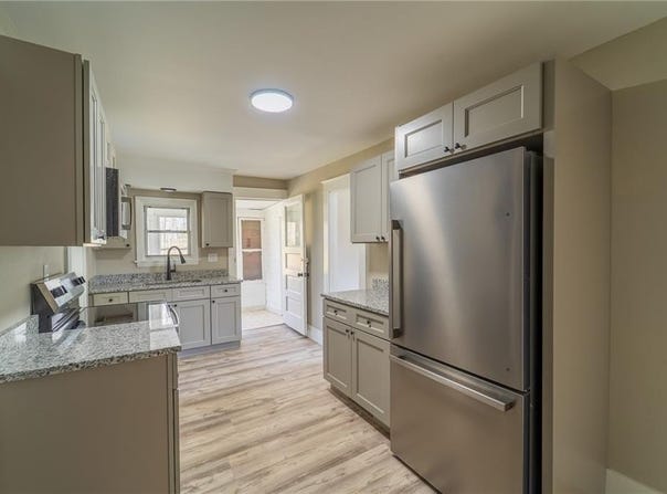 40 Lima Street, Warwick, RI 02889
