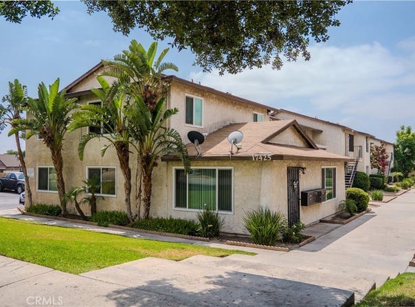 17425 Arrow Boulevard, Fontana, CA 92335