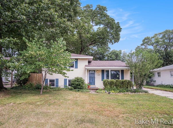 4128 Michael Avenue SW, Wyoming, MI 49509