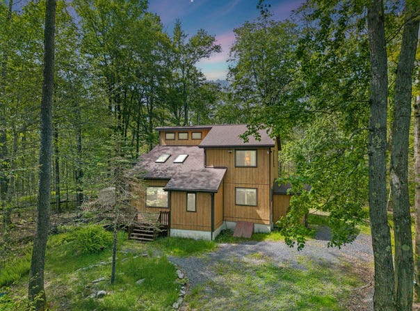 245 Big Bass Drive, Clifton Township, PA 18424