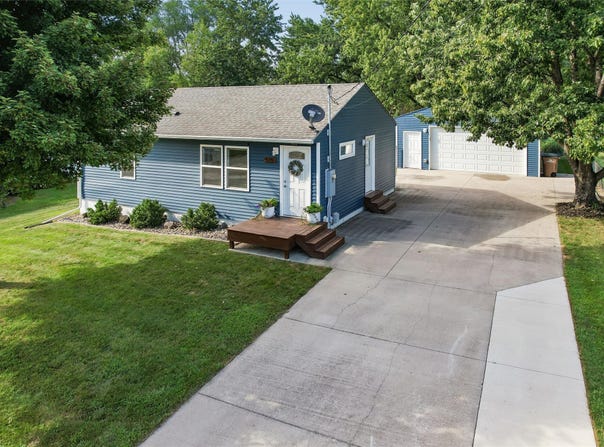 515 Elm Avenue, Norwalk, IA 50211