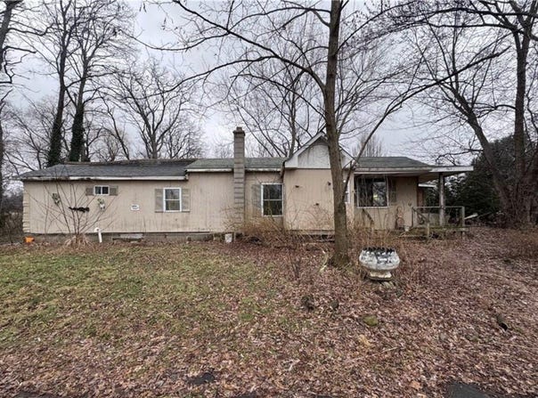 9495 E Main Road, Ripley, NY 14775