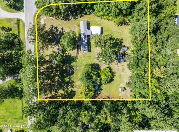 5625 Herrings Chapel Road, Rocky Point, NC 28457