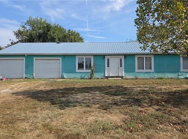 34525 W 407th Street, Parker, KS 66072