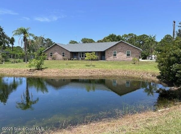 6147 Brabrook Avenue, Grant-Valkaria, FL 32949