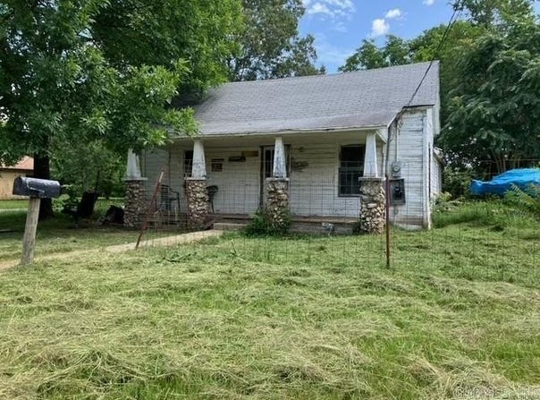 1000 Third Street, Mena, AR 71953