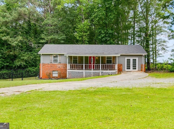 2961 W HWY 166, Carrollton, GA 30117